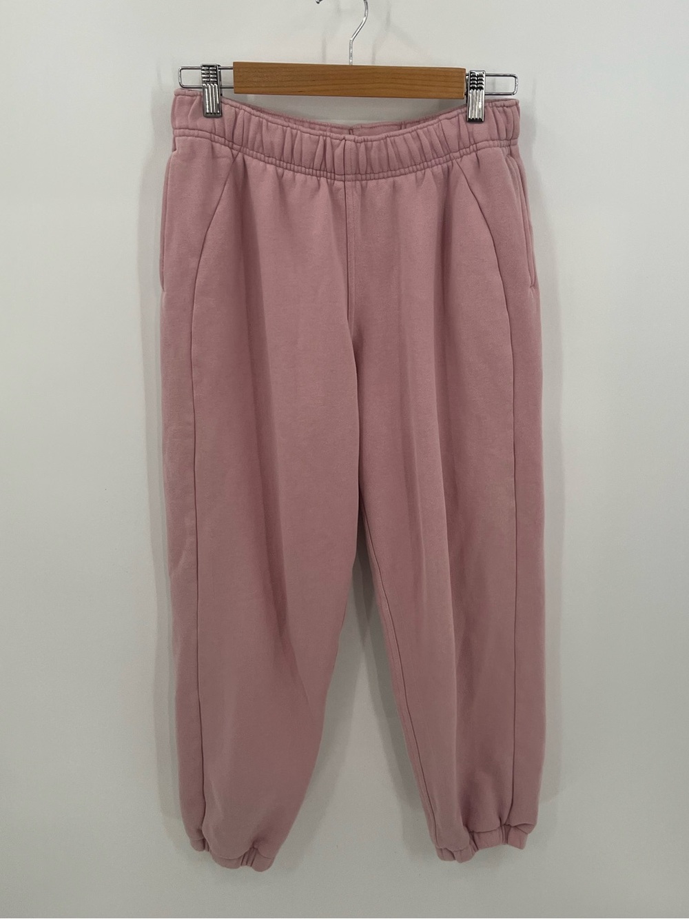 lululemon athletica Scuba Mid Rise Oversized Joggers Porcelain Pink